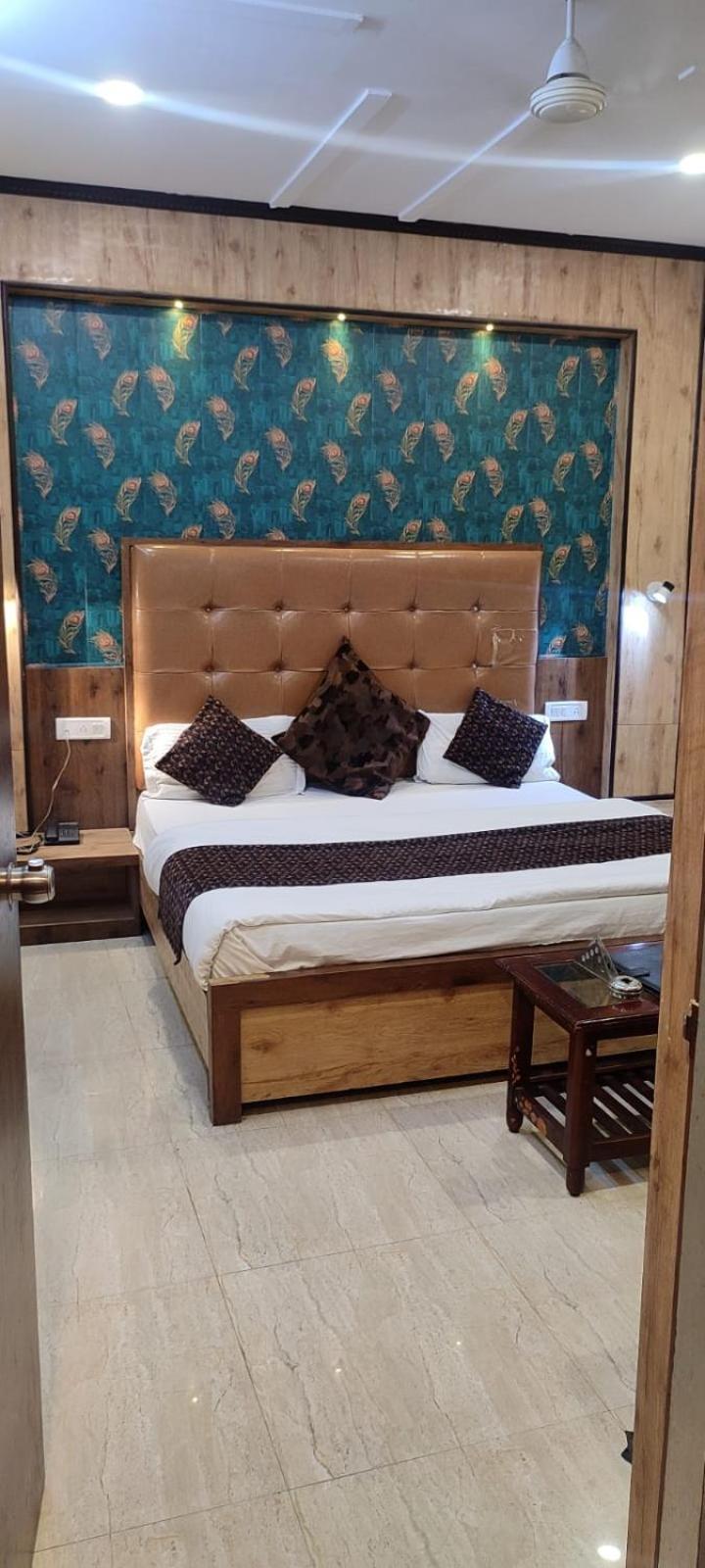 Hotel Metro Lucknow Dış mekan fotoğraf